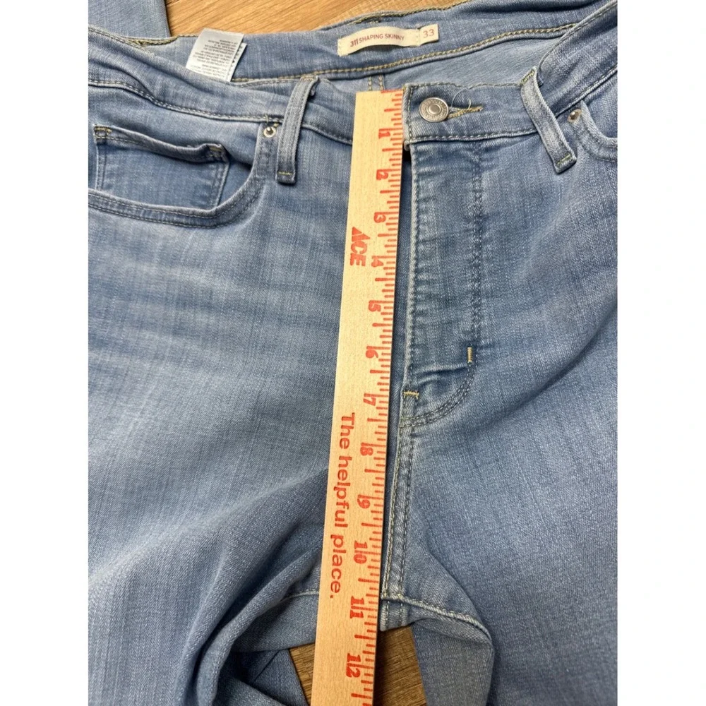 Levis 311 Shaping Skinny Jeans Womens‎ 33 Light Wash Blue Denim Stretch